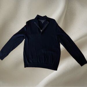 Banana Republic Men's Dark Blue Zip-Up Sweater
